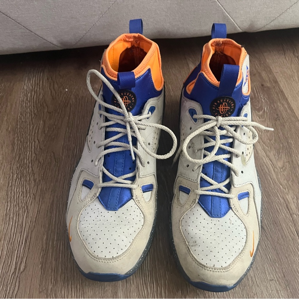 Nike Mowabb